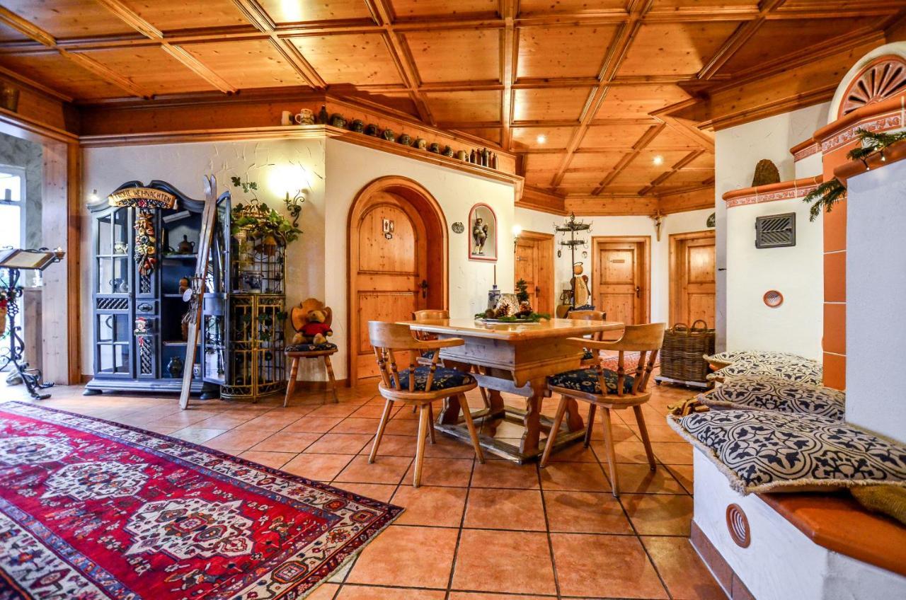 Hotel Landhaus Krombach 엘켄로트 외부 사진